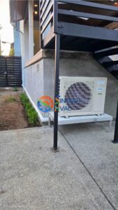 Split Air Conditioning unit - Side Discharge